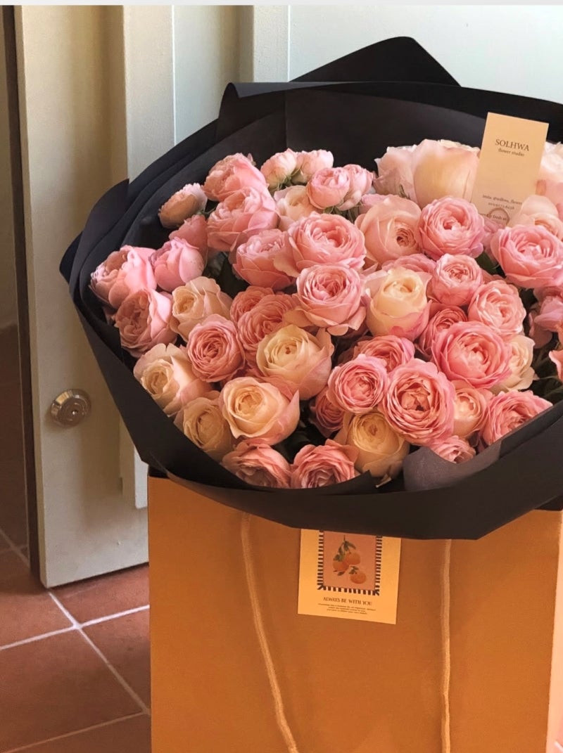 Pastel rose bouquet